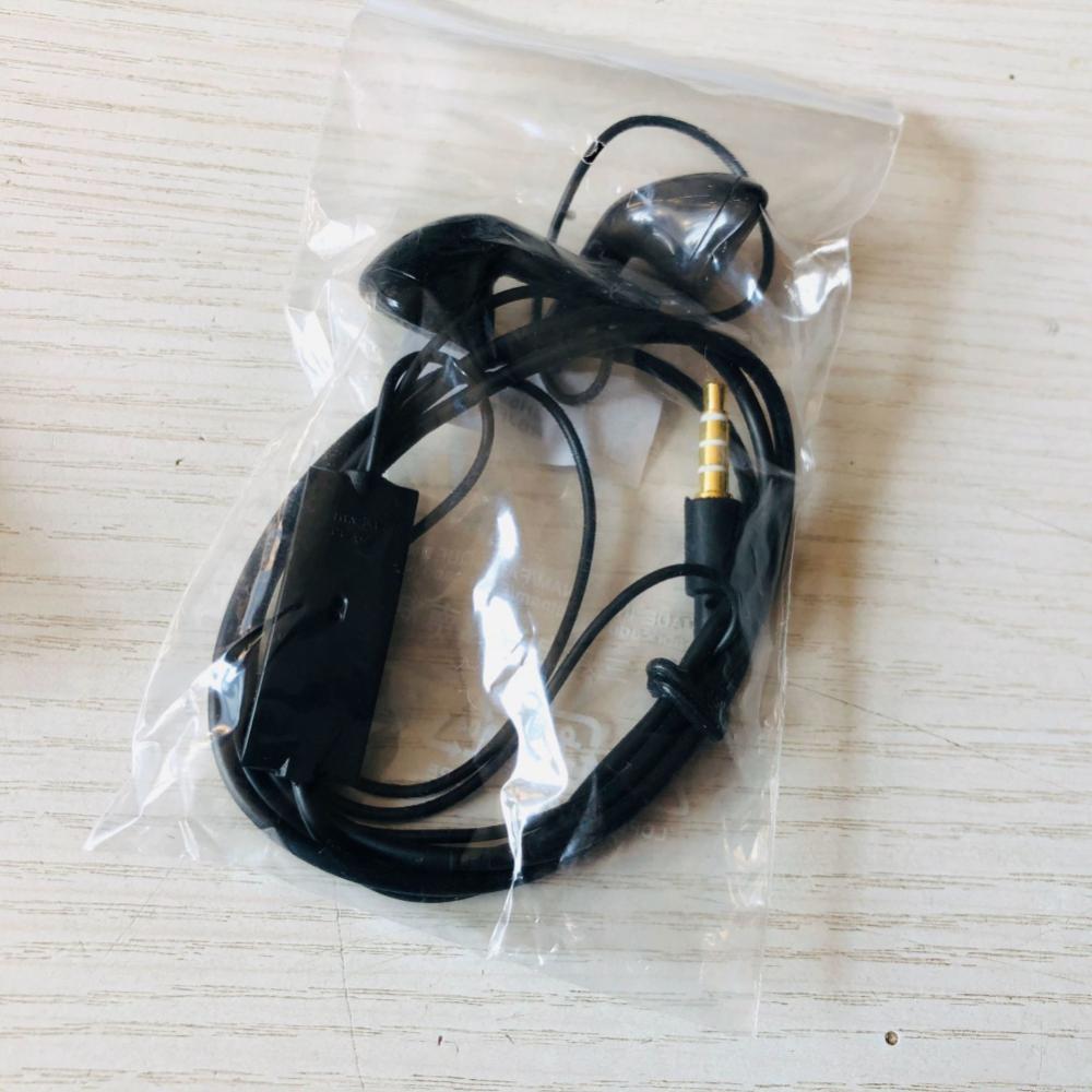 Øretelefon ledningsstyrte kablede ørepropper med mikrofon kablet headset smarttelefon headset bærbar i-øre-type: Hvit