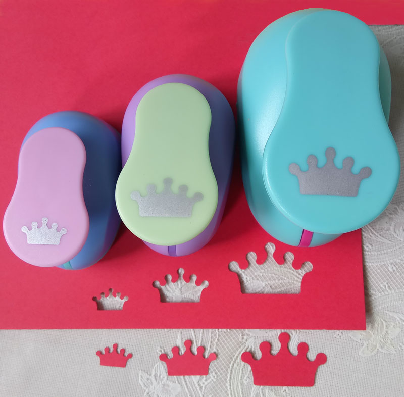 3 stk (5.0cm,3.8cm,2.5cm)  krone form håndverk slag sett scrapbooking skole papir puncher eva skrog slag