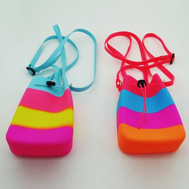 Random barn dragsko väska silikon badväska för barn vattentät campingväska regnbågsfärg arrangörsskydd