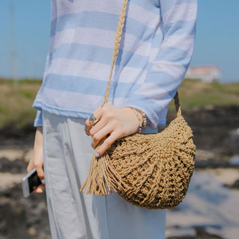 Women small Semicircle Tassel Knitting Straw bag Summer Travel Rattan Tote Knitted Hand Bag Girls Shoulder Tote Keys Coin bag