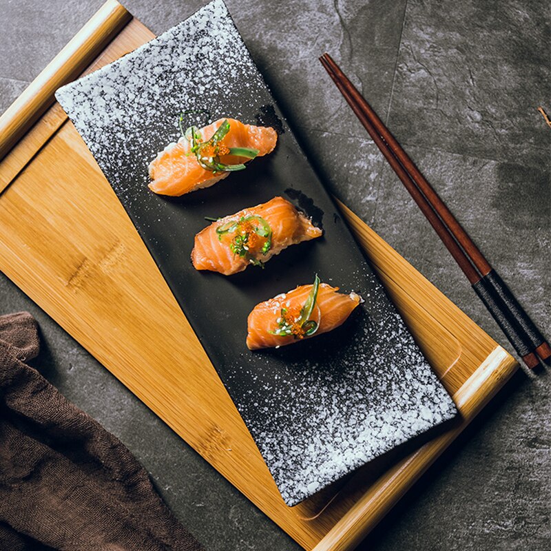 Japanse Stijl Rechthoekige Keramische Plaat Creatieve Keuken Sushi Plaat Vlakke Plaat Vis Plaat Saury Lange Plaat Schotel