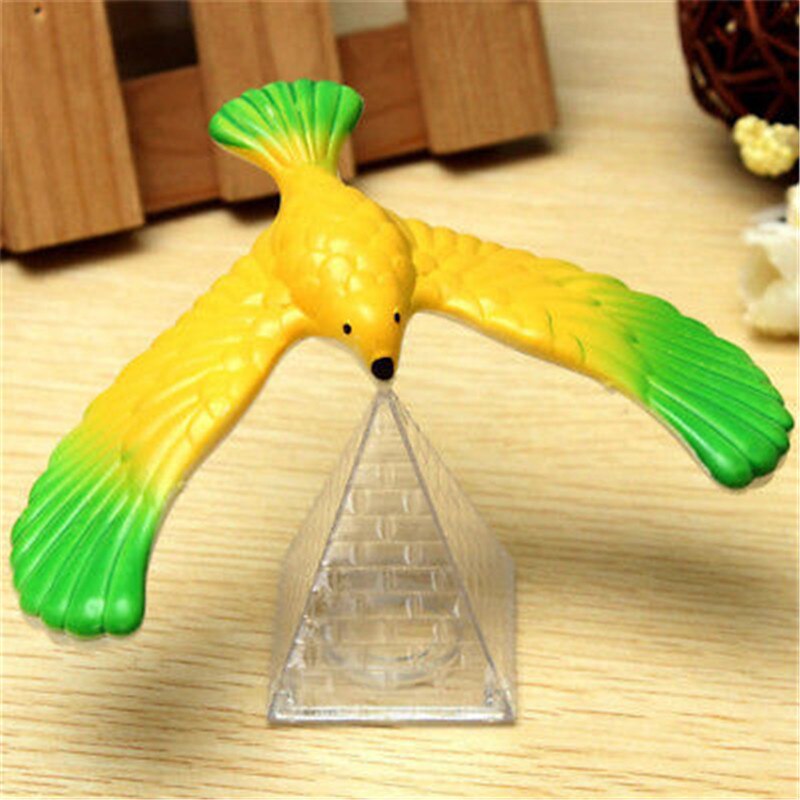 Lustig Ausgleich Adler Mit Pyramide Ständer Magie ausgleichen Vogel büro Schreibtisch Dekoration freundlicher Pädagogisches Spielzeug Geburtstag