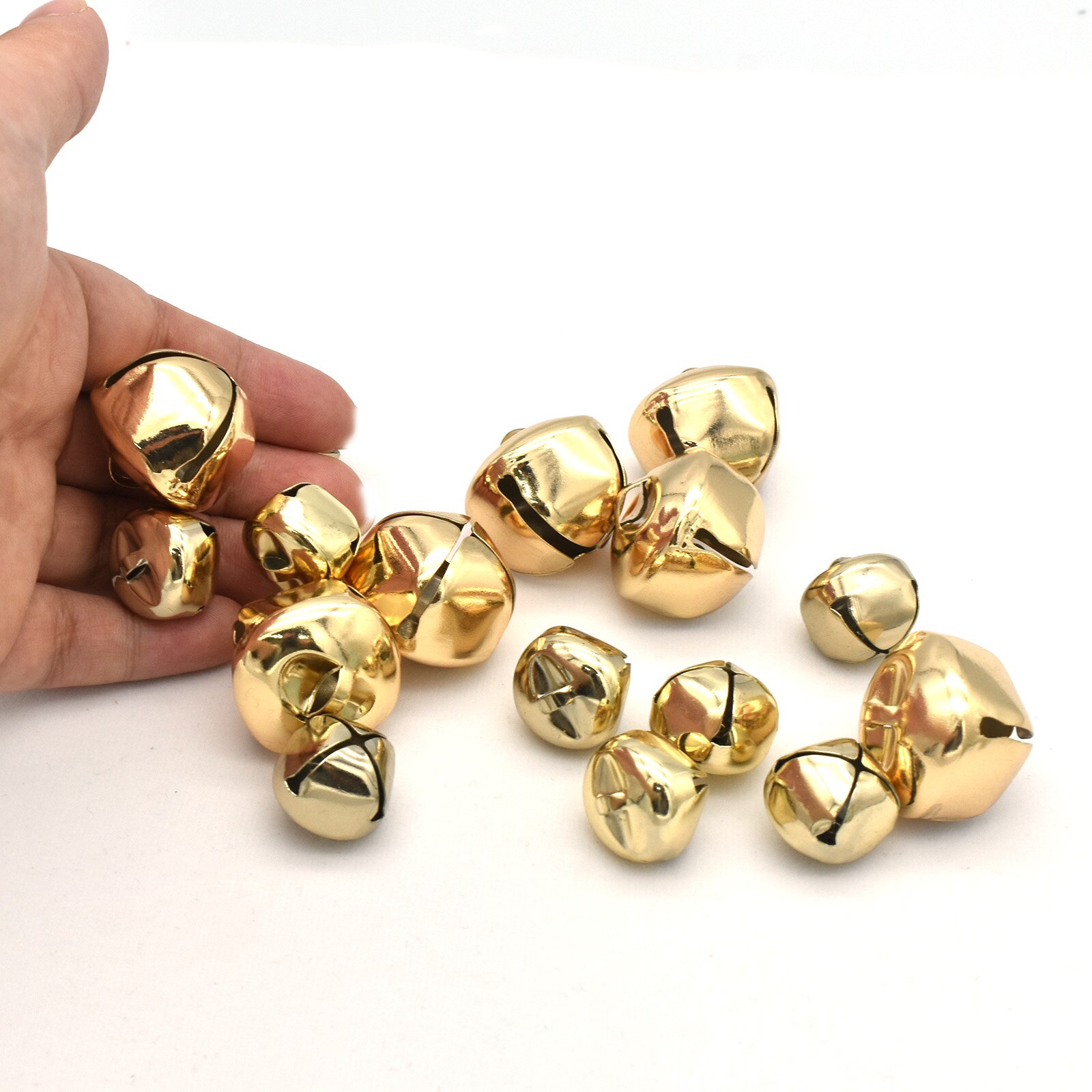 Cascabeles grandes de oro claro para Navidad, cascabeles artesanales a granel para decoración de Festival de Navidad, Collar de perro, decoración del hogar