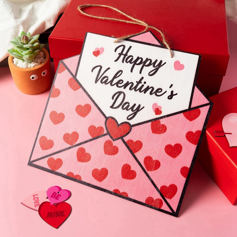 Valentinsdagskonvolutt tredørskilt gratulerer med valentinsdag-skilt valentinsdagsdekor inngangsdør