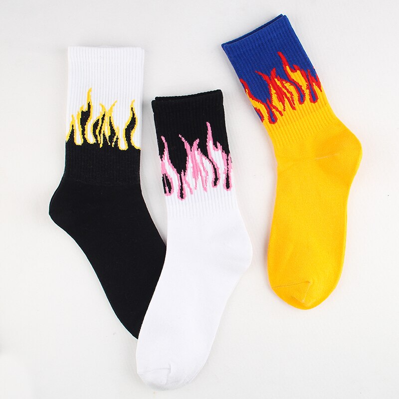 Unisex Flame Black White Yellow Fire Sokken Novelty Hip Hop Harajuku Socks Skateboard Calceines Mujer Street Skarpetki Socks