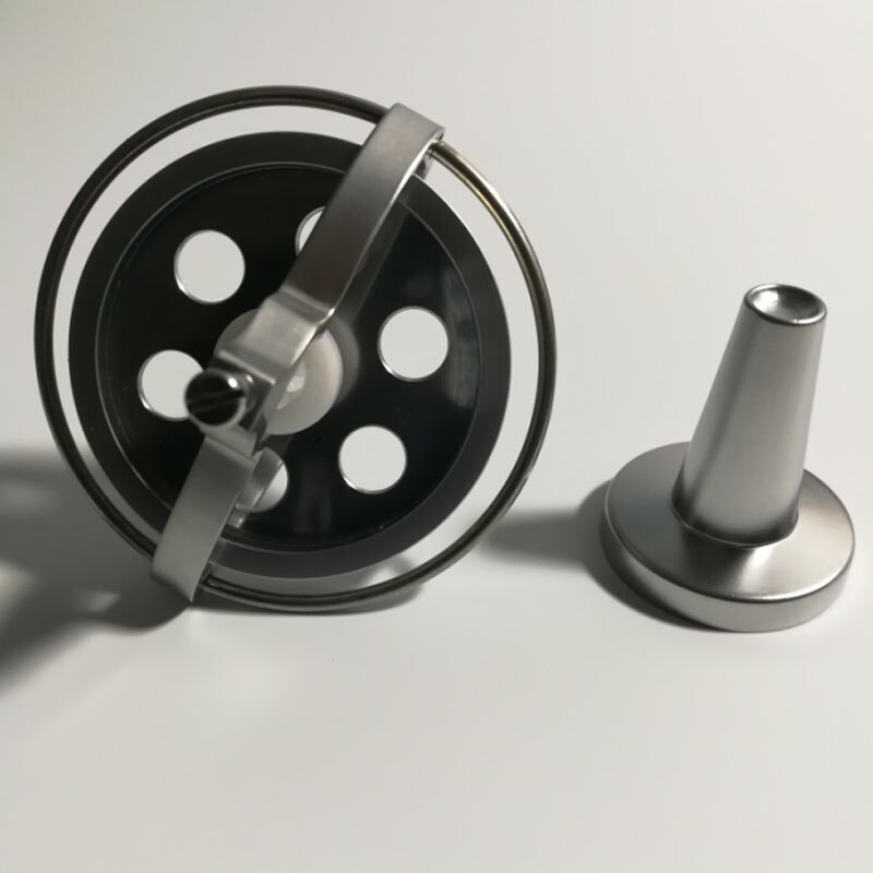 Instruktionsudstyr til fysisk antigravitation af inertial svinghjul med afbalanceret åbning til metalmekanisk gyroskoplegetøj
