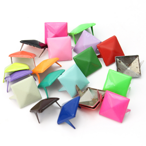 100 Stck DIY Punk Pyramide Nieten Bunte Nailheads Für Kleidung Schuhe Taschen Dekoration