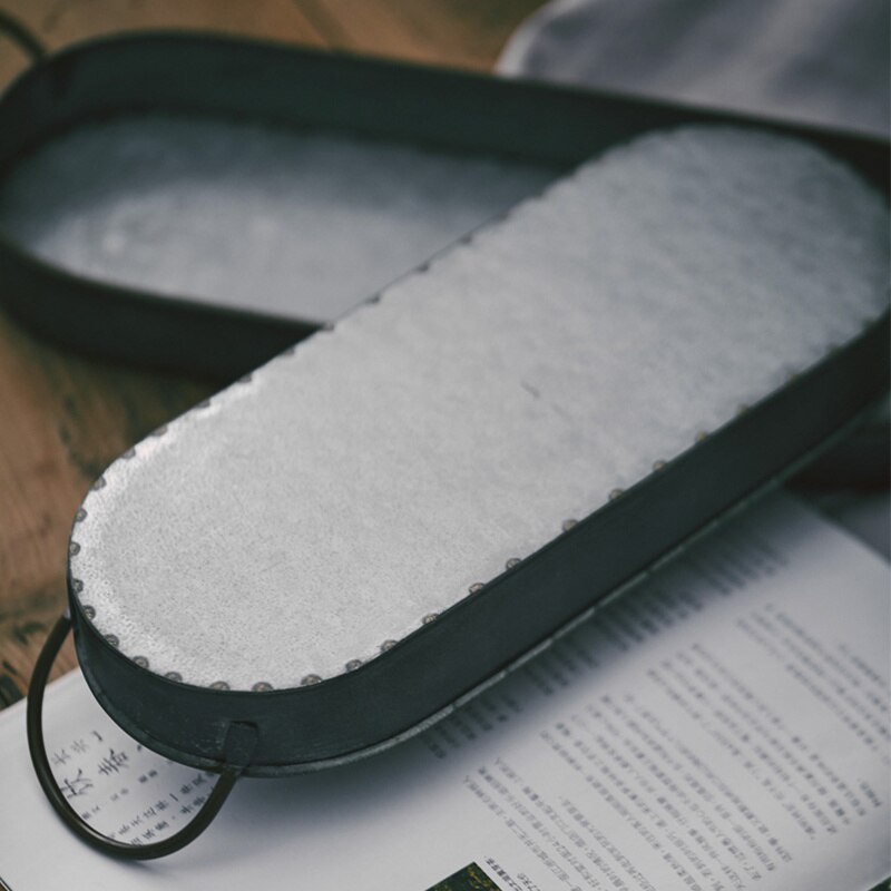 Oval Retro Distressed Metal Croissant Bread Tray Fruit Dessert Cake Sushi Plate with Handle for Home Kitchen Storage Decoration