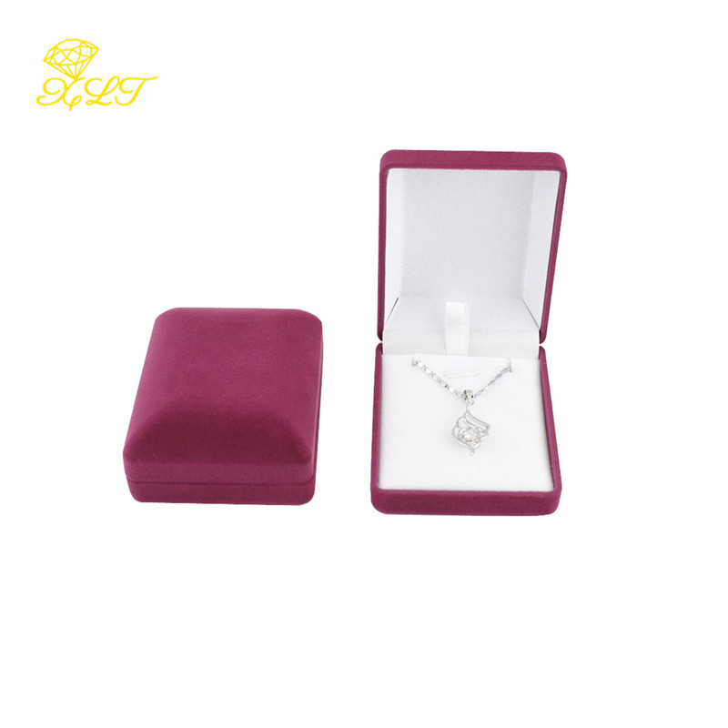 1pc Jewelry Box For Pendant Display Boxes Jewellery Pendant Packaging Storage Box Necklace Holder Pendant Box Storage Case: Pink