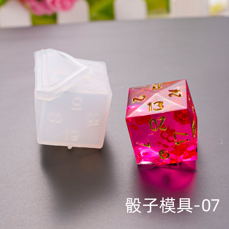 1PC DIY 3D Dice Series of Jewelry Making Tools Number Gamer Tools Silicone UV Resin Jewelry Molds: Type 7