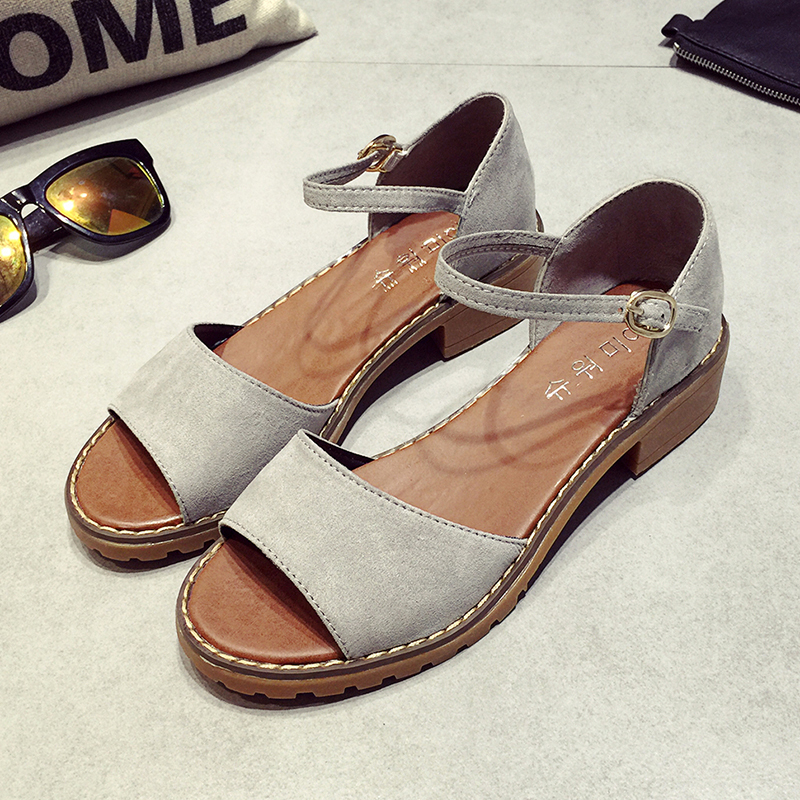 Sommar blommiga sandaler fisk mun kvinnor sandaler pu mocka retro högklackat fyrkantig klack kvinna spänne sko storlek 35-40 q418