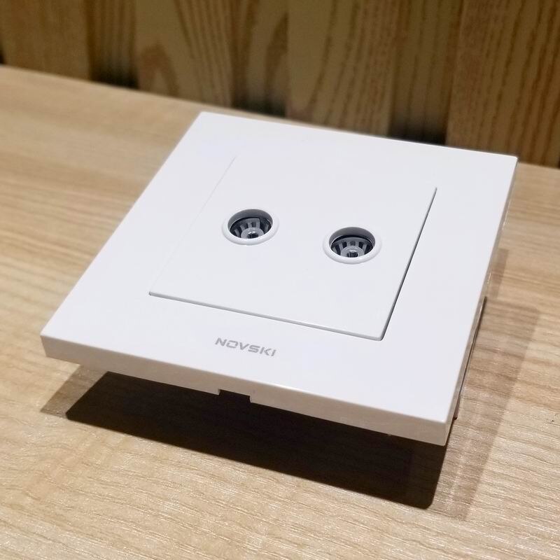 Argento Placcato il Doppio antenna TV Presa A Muro PC Pannello Bianco 86*86 millimetri, cavo coassiale Connettore Spina Presa TV