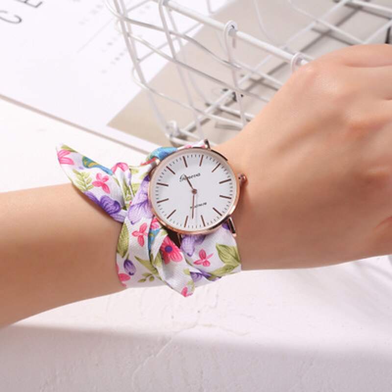 Frauen Uhren Blumen- Tuch Quarz Uhren frauen Jacquard Tuch Gurt Armbanduhr Damen Kleid Armbinde Uhren Relogio Feminino