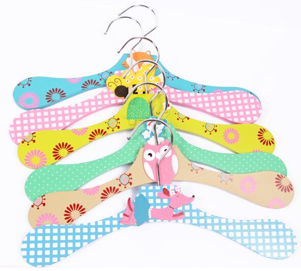 1 percha de niño de dibujos animados de animales, percha de niño infantil, percha de madera para niños, ganchos de ropa para sala de estar, suministros de baño MQ 021