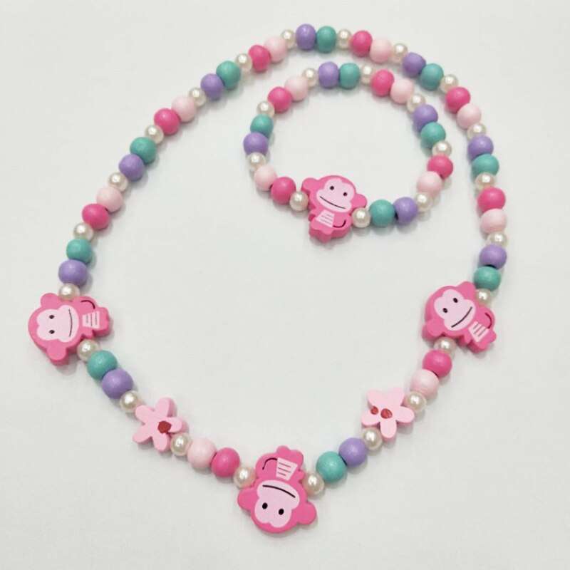 Färgglada djur apa fågel regnbåge ängel form färgglada träpärlor tröja halsband armband barn halsband