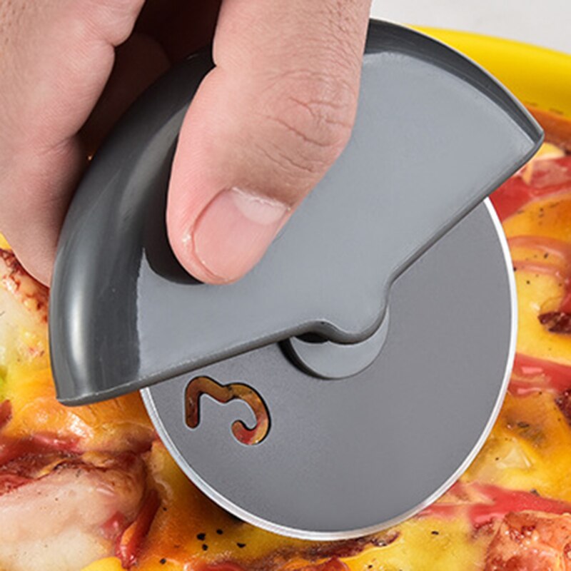 Rueda redonda de acero inoxidable para cortar Pizza con tapa, rodillo de ruleta, cortador de masa y Pizza, herramienta para cortar pan y hornear
