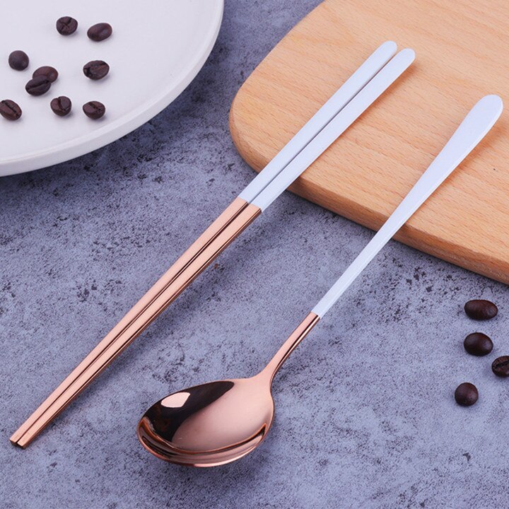 måke 18/10 koreansk rustfritt stål matte spisepinner skje sett lang håndtak flate glidende spisepinner dessert skjeer servise sett: W-rosa måke -1 par