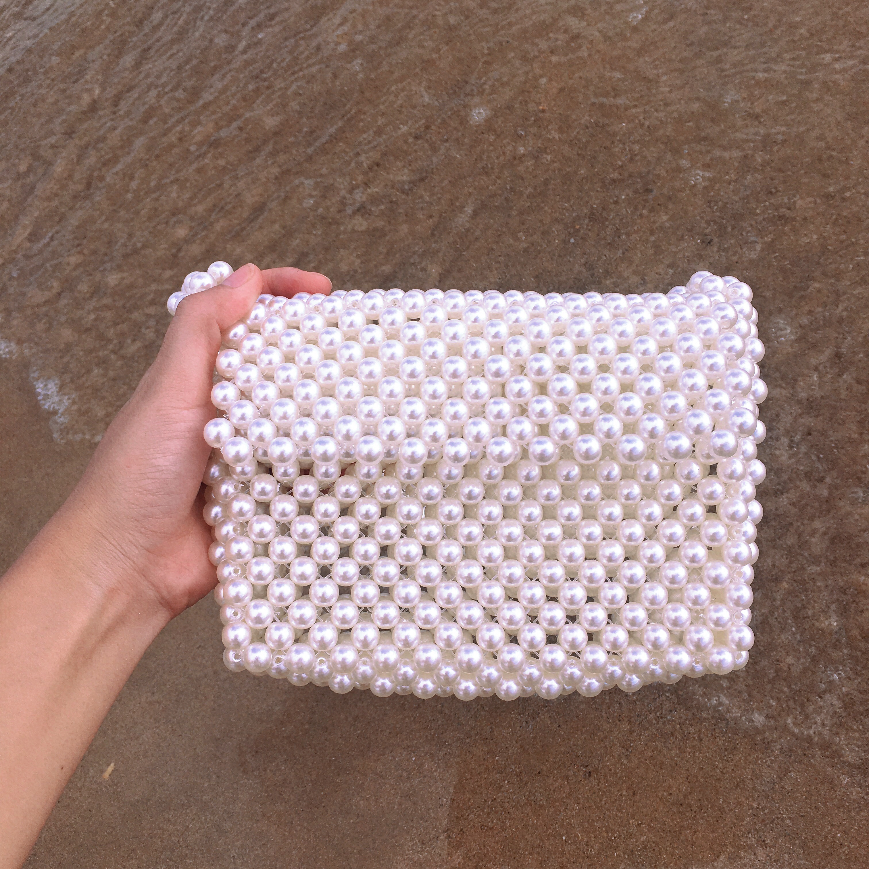 Pure handmade pearl bag exquisite shoulder bag retro Beaded female mobile phone bag armpit bag horizontal bag