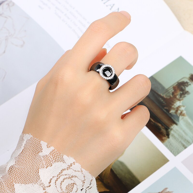 Circle Crystal Rings 8mm Width Healthy Ceramic Rings With Circle Shape Women Wedding Engagement