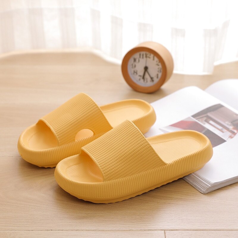 Zomer Vrouwen Indoor Slippers Vloer Platte Schoenen Indoor Slippers Vrouwelijke Badkamer Thuis Slippers Zapatillas De Hombre: Yellow / 42-43