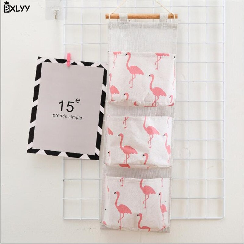 Bxlyy 1pc flamingo tre lomme hængende taske garderobe hjem væg opbevaringstaske år dekoration tilbehør til tilbehør 8z: 2