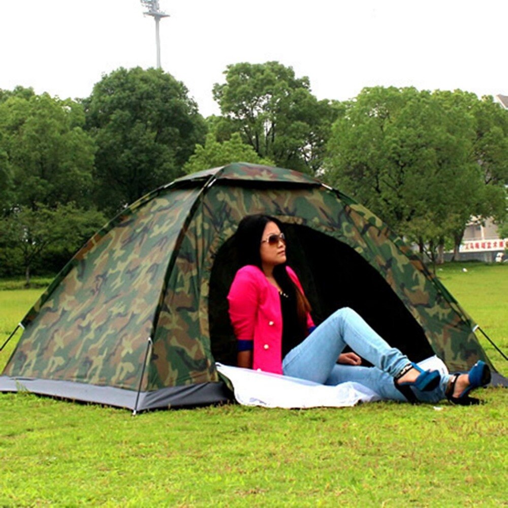 Uitverkoop Draagbare Outdoor Camping Dubbele Personen Tent Waterdicht Dirt-Proof Camouflage Opvouwbare Tent Voor Reizen Wandelen