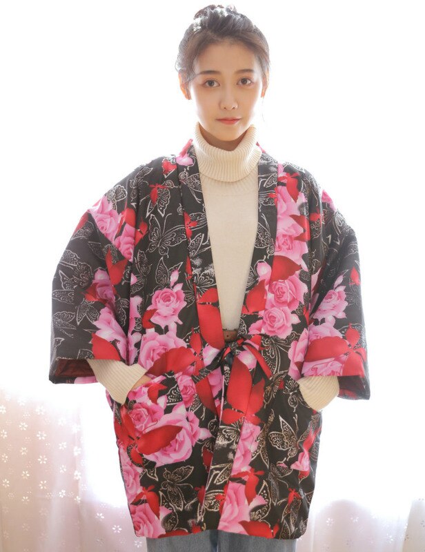 Kimono abrigado japonés de Invierno para mujer, abrigo Haori acolchado de algodón grueso, ropa de abrigo holgada con estampado Floral W035