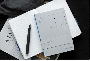 Youpin Kinbor Wandelaar Serie B6 Notebook Kan Worden Geschreven Platte Op 180 Graden Vier Binnenpagina 'S Kantoor Schrijven Notebook: SILVER