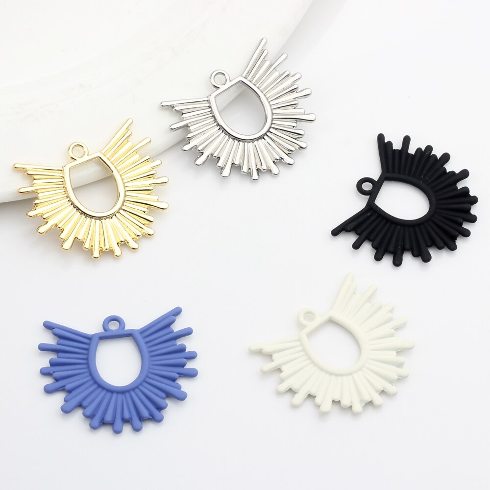 Accesorios para hacer pendientes de joyería, Charms de aleación de Zinc de Color dorado con pintura en aerosol geométrica exagerada, flores del sol, 6 unids/lote: random color mixing
