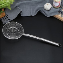 Stainless Steel Skimmer Strainer, Wire Skimmer with Spiral Mesh, Kitchen Skimmer Spoon/Ladle for Spaetzle/Pasta / Chips