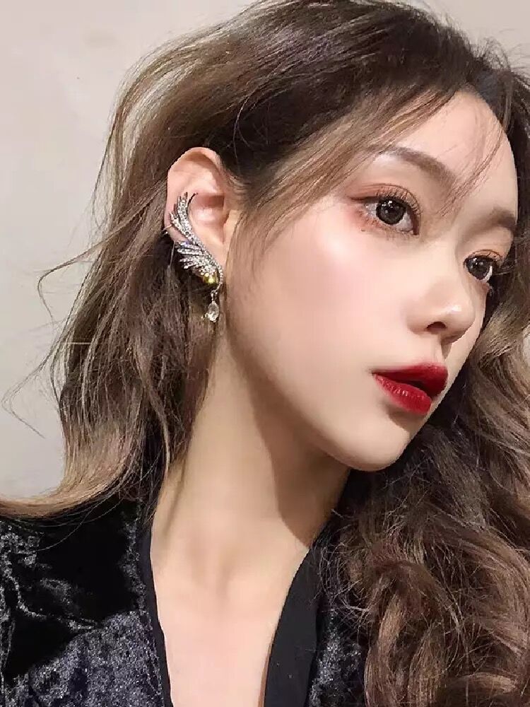 Flash Diamond Earrings Angel Wings Wings Zircon Exaggerated Earrings Retro Ear Bone Clip Female