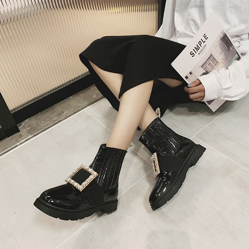 Ademende martin-laarzen met strass-steentjes, gesp van vee, leren laarzen met ronde kop en platte chelsea-dameslaarzen