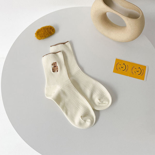 Effen Kleur Sokken Mid Tube Gebreide Japanse Koreaanse Losse Lange Kousen Meisje Ins Retro Zachte Mode Trend Lente Herfst Sokken: nai-bai-bear