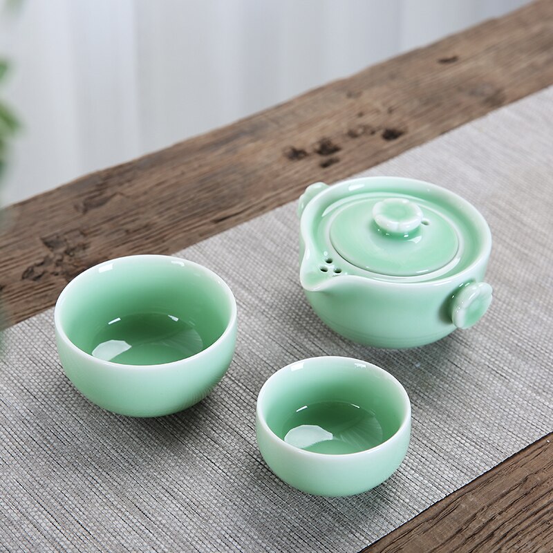 Small Porcelain Tea Pot Set Beauty Glazed Green Teacups Luxury Chinese Tea Set Conjunto De Cha Travel Cup Set AC50TS