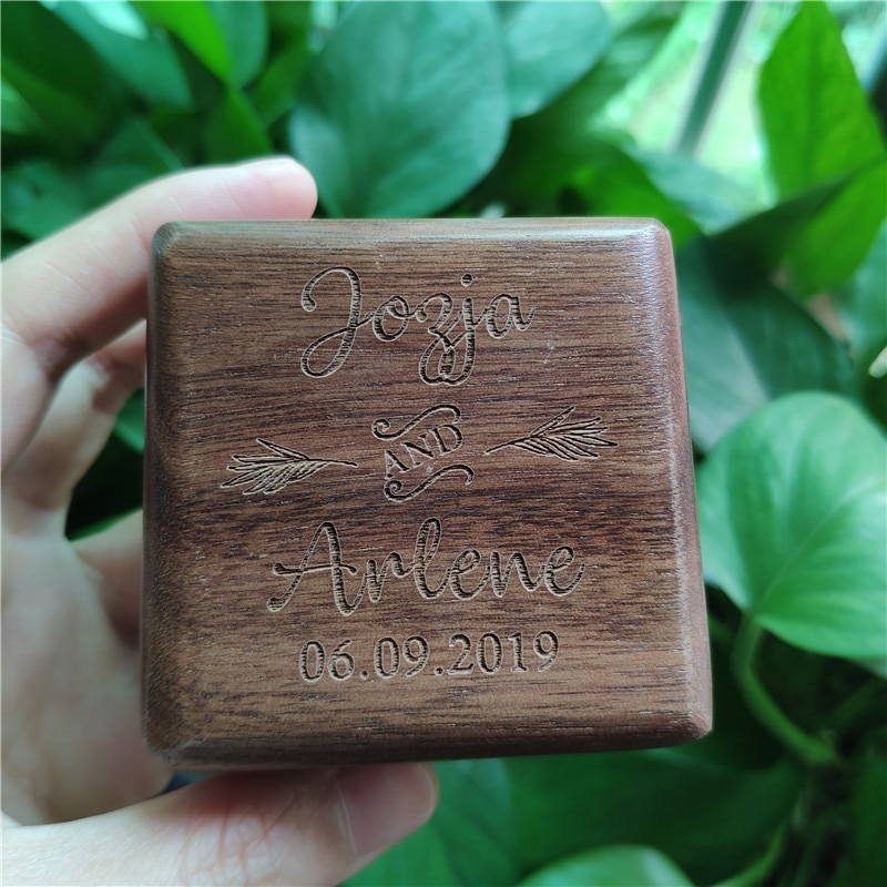 Handcrafted Walnut Wooden Ring Storage Box For Mr & Mrs Couple Engagement Rings Wedding Decoration Wooden Box Can Engraved Logo