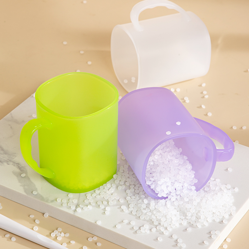 Tandborstkopp plast gurgelkopp mugghandtag hållare barnkoppar munsköljkopp tandborstkopp toalett badrumstillbehör