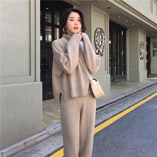 Women's Tracksuit Set - Knitted Turtleneck Pullover - 2 Piece Casual Outfit: Oat
