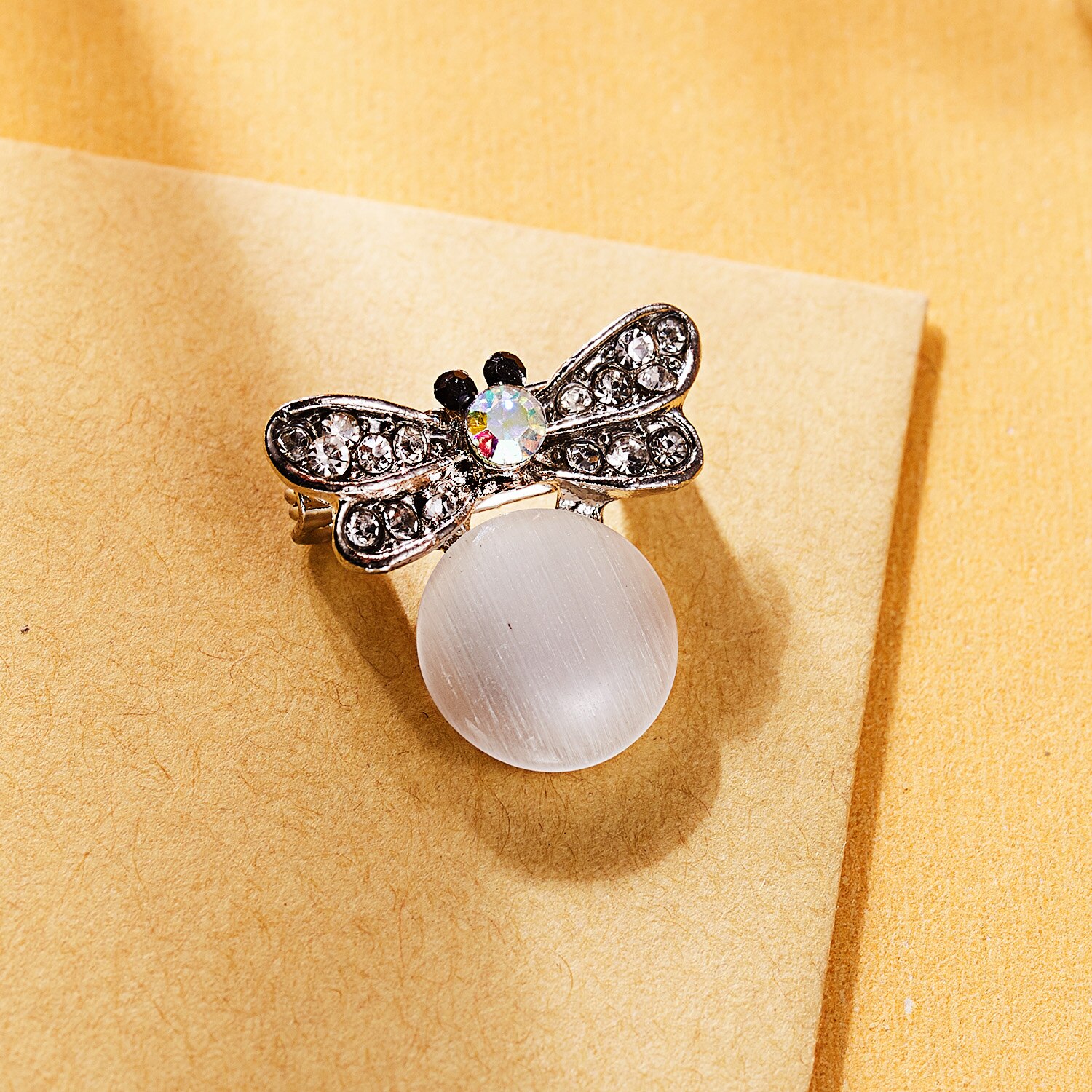 Rinhoo Leuke Kristal Kleine Broche Gitaar Strik Zeester Bee Vlinder Kat Olifant Hart Dier Insect Reversspeldjes Badge Sieraden
