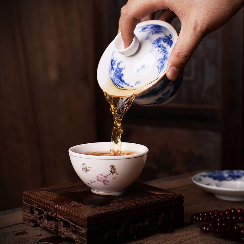 Chinese Traditions Gai Wan Tea Set Bone China Tea Sets Dehua Gaiwan Tea Porcelain Pot Set For Travel Beautiful And Easy Kettle