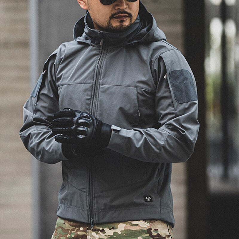 Outdoor Waterproof Soft Shell Hooded Jacket Spectre Hoodie With 7 Zipper Pocket Warm Breathable Lightweight CMG786