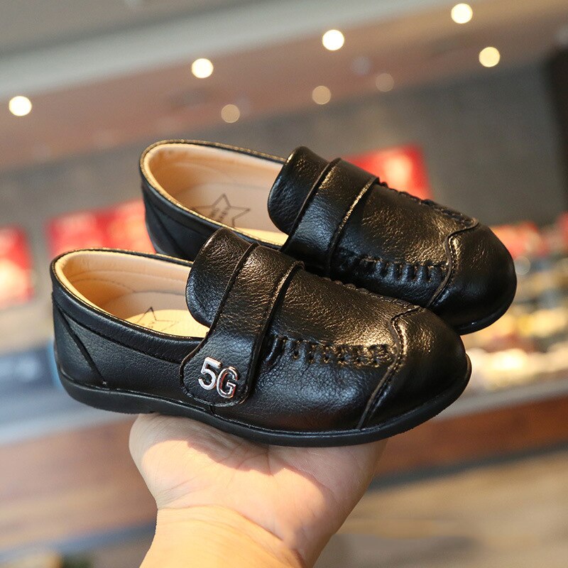 freundlicher Schuhe Jungen Leder lässig Schuhe Reine Farbe freundlicher Jungen Schuhe Weichen Boden retro Stil Schuh Baby Müßiggänger SMG187