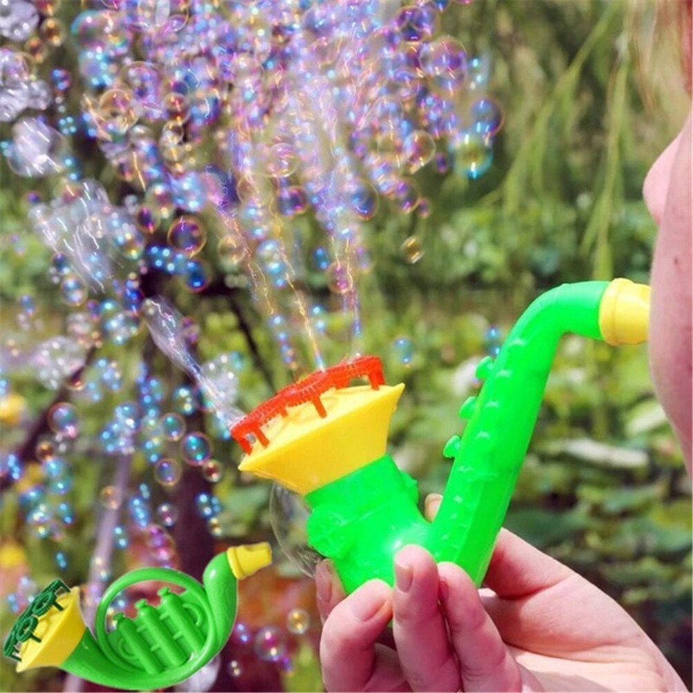 Giocattoli per bambini di Acqua Che Soffia Giocattoli Bolla Pistola Bolla di Sapone Ventilatore tutto'aperto Bambini Giocattoli per Bambini colore Casuale giocattoli per i bambini