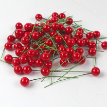 30pcs Artificial Holly Berries Foam Frosted Fruit Table Centerpiece Mini Christmas Frosted Fruit Artificial Flower Decor