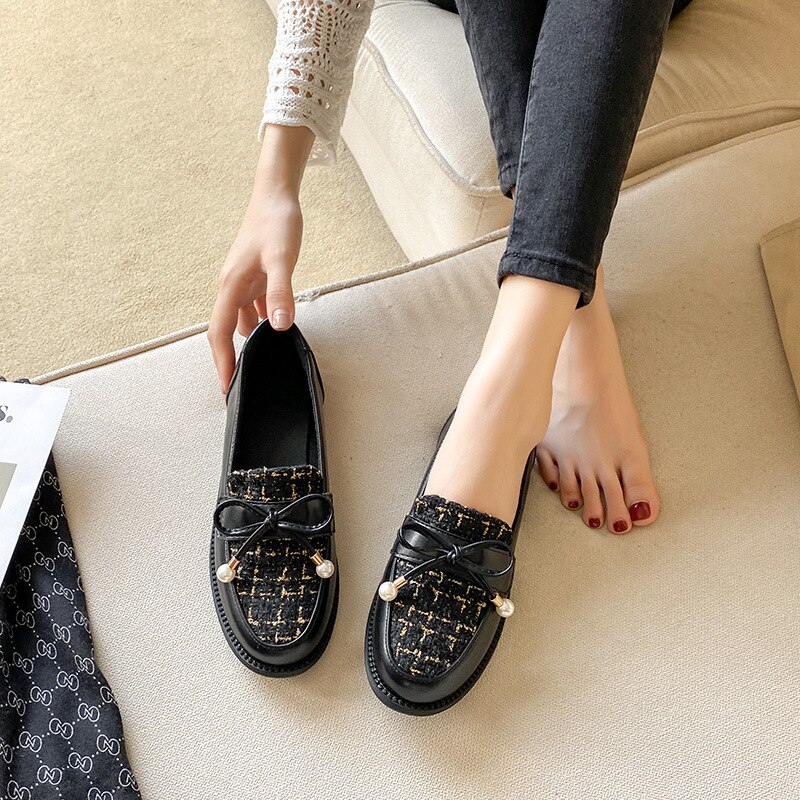 Spring style British style small leather shoes wild loafers large size women's shoes 35-43 light casual shoes