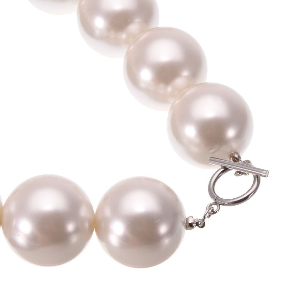 Collier avec chaîne à perles en résine blanche pour femmes, à la , à Faux collier, grandes perles, idée , bavoir