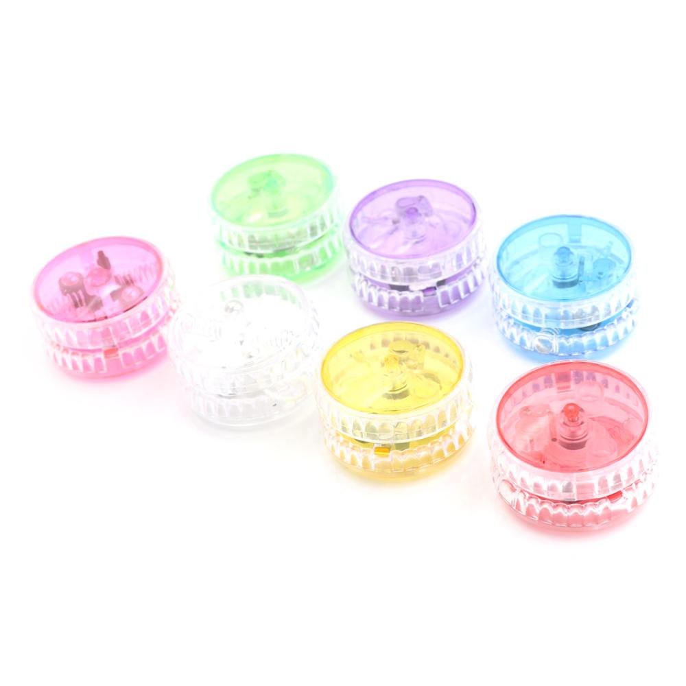 Led blinkende yoyo klassiske barneleker magisk yoyo spinn plast yoyo lager med spinnende snor leker for barn gyh