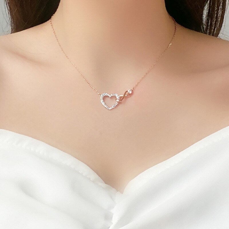 New Simple Love 8 Word Knot Necklace Queen Temperament catena a forma di cuore clavicola semplice ciondolo per san valentino gioielli