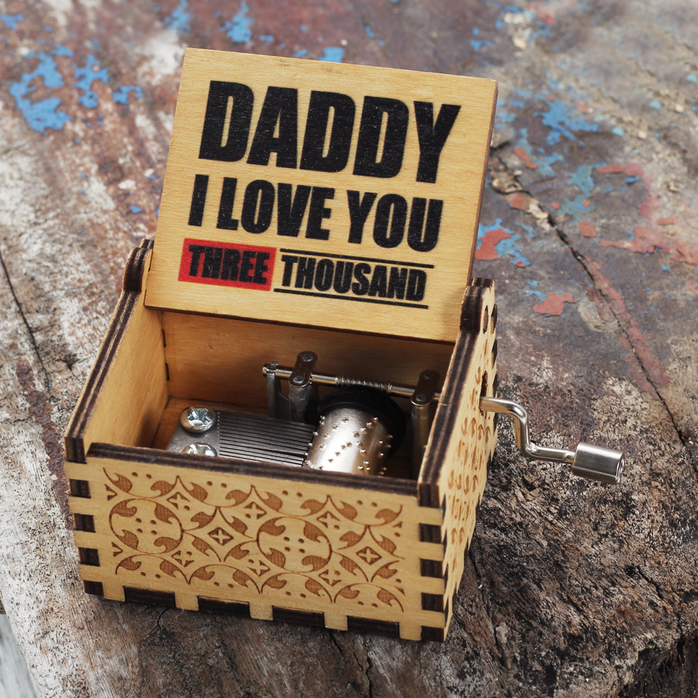 Houten handzwengel muziekdoos je bent mijn zonneschijn ik hou van je aan mijn vrouw muziekthema muziekdoos kerstmis een verjaardag: Ik hou van jou 07