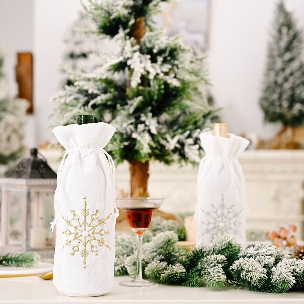 Winter Decoration Christmas Wine Bottle Cover Bags Delicate Snowflake Pattern Wine Bottle Holders