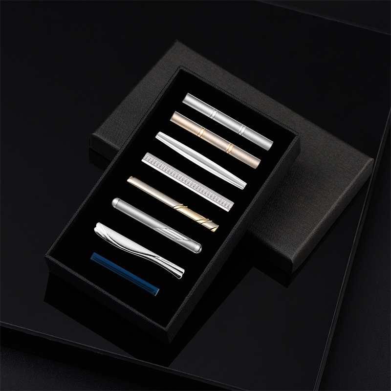 Juego de 8 Uds de pinzas de corbata cortas con caja de , accesorios de pasador de corbata para hombre, gemelos de camisa para hombre, para marido: Rodio plateado